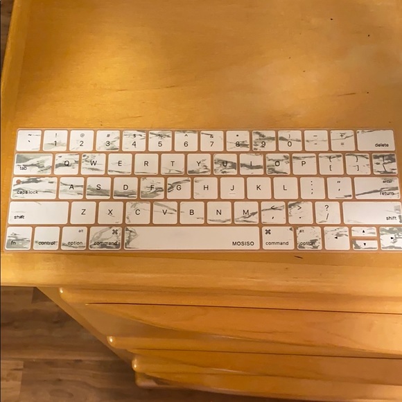 MacBook Pro Keyboard Cover!! - Picture 1 of 1